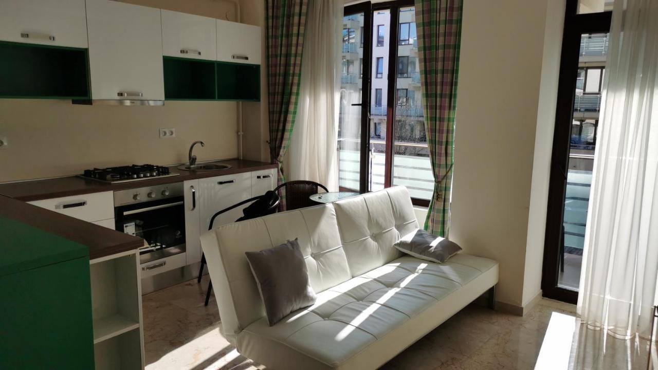 Luxurious Apartment In A Residential Complex In Copou For A Maximum Number Of 3 Persons Iasi Buitenkant foto